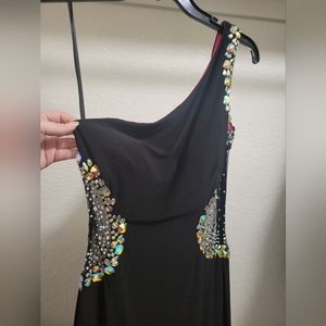 Betsy & Adam one shoulder black floor length dress